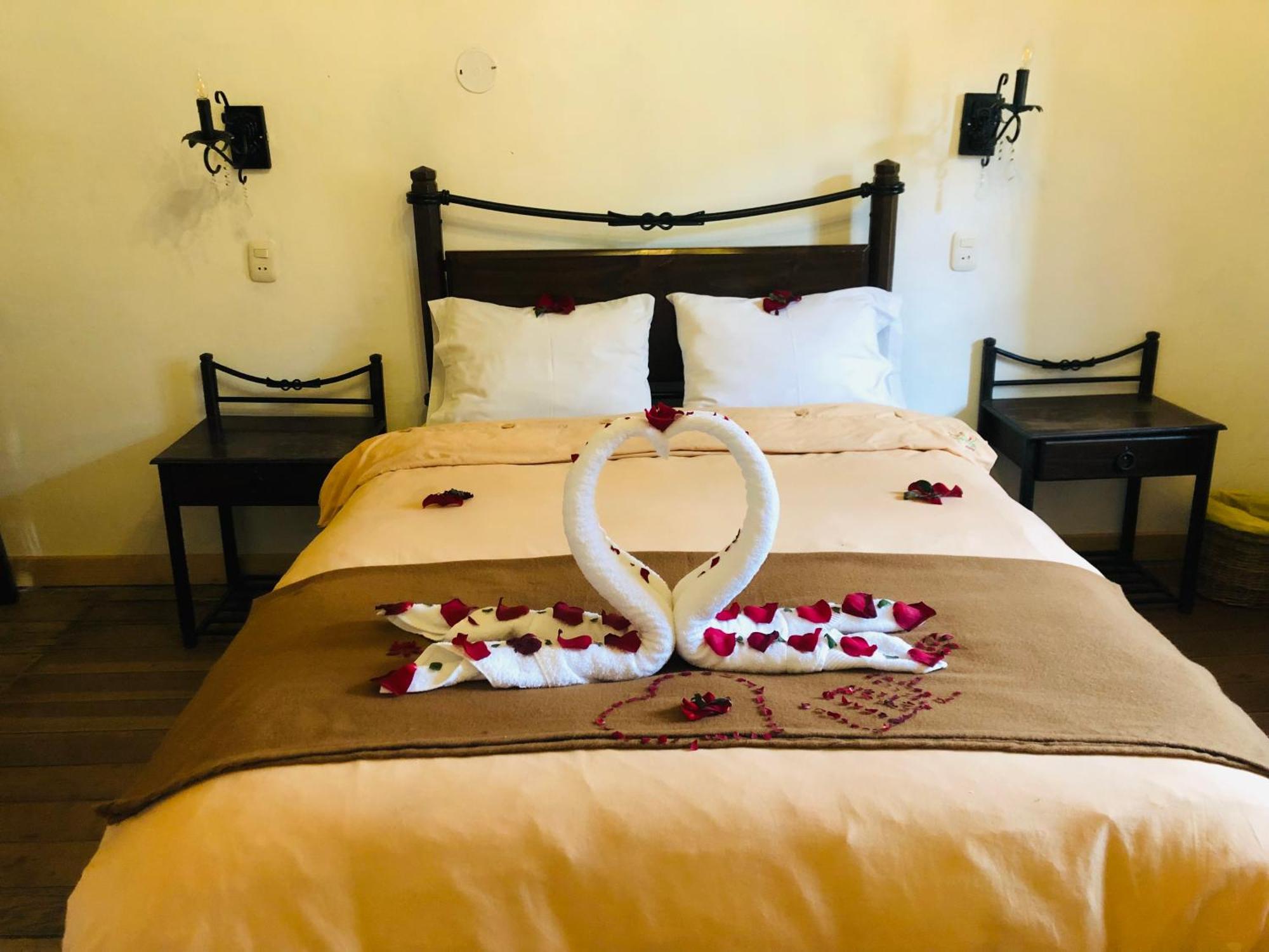 Hostal Qorichaska Куско Экстерьер фото